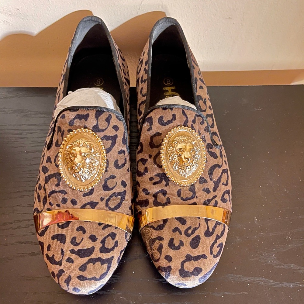 Animal Buckle Men Dress Shoes With Gold Plate